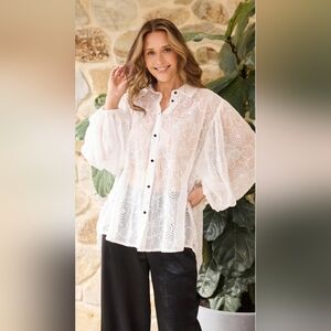 NWT Brave & True "EDEN" White Floral Eyelet Women's Top BT25077-1